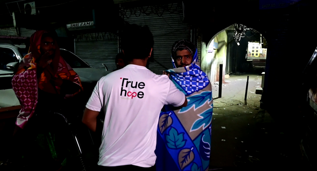 True Hope Foundation बेसहाराओं के लिए उम्मीद का सहारा बन रहा है! 5 screenshot 172779926500471362892