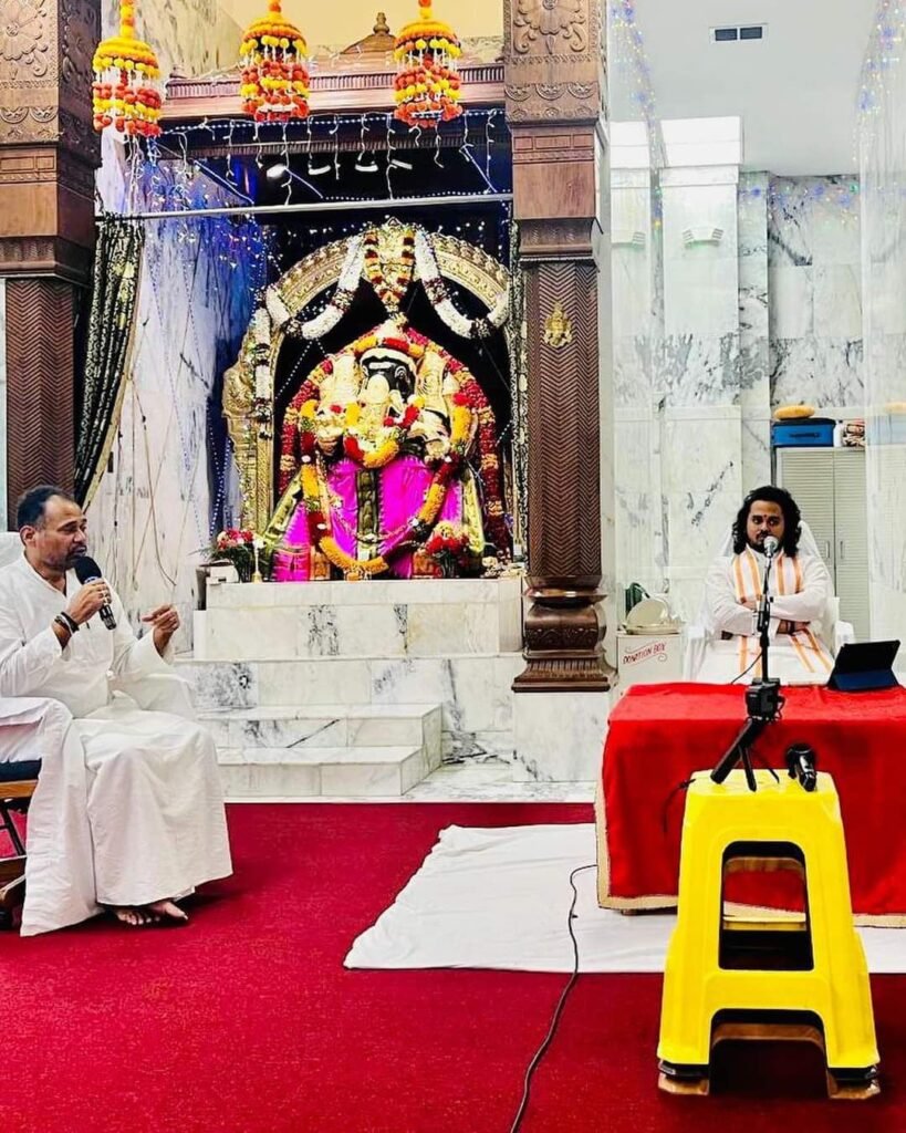 अमेरिका में गूंजा सनातन धर्म का जयघोष, युवाचार्य अभयदास जी का ऐतिहासिक दौरा! 2 fb img 17269797190852676994207655850475