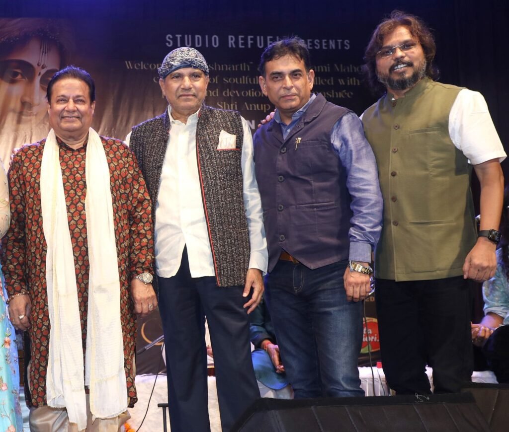 पद्मश्री अनूप जलोटा ने स्टूडियो रीफ्यूल द्वारा आयोजित कार्यक्रम "कृष्णार्थ" में भजनों से किया भक्तिमय 2 img 20240904 wa00801583583106893107364